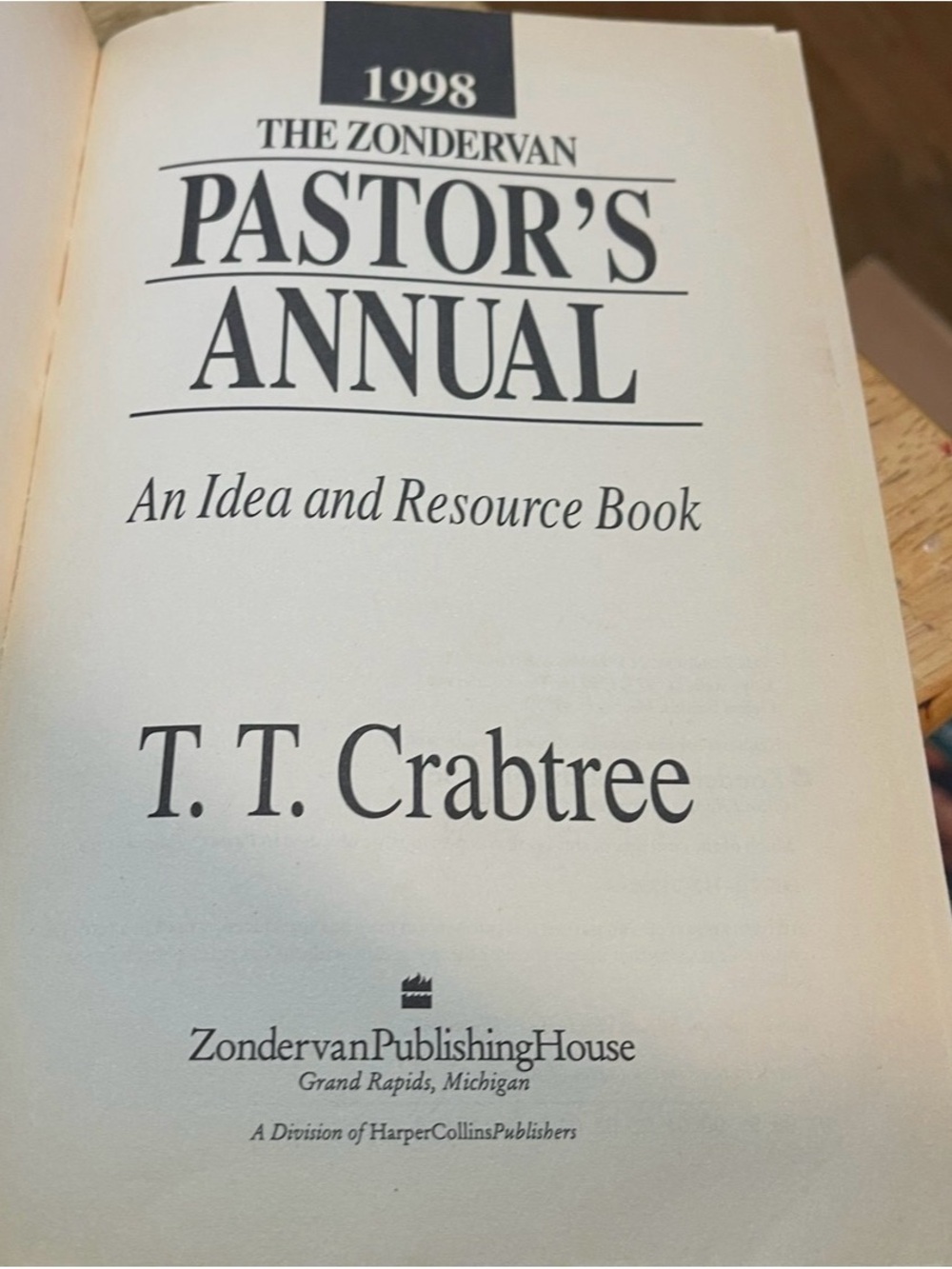 1998 Zondervan Pastor's Annual by T.T. Crabtree